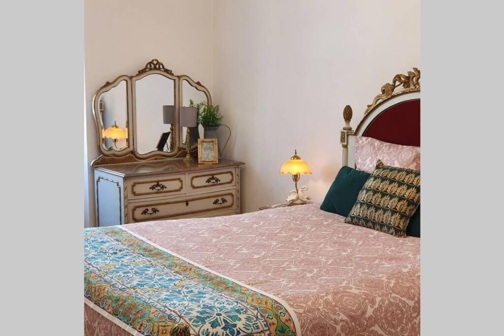Charming Clerigos Studio Porto Bagian luar foto