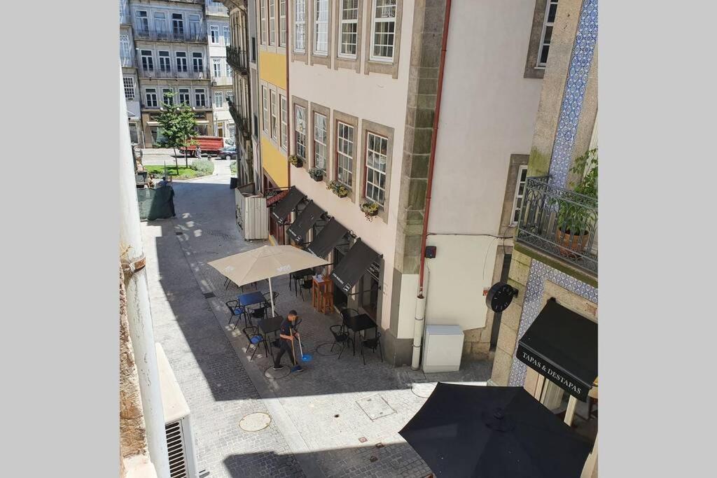 Charming Clerigos Studio Porto Bagian luar foto